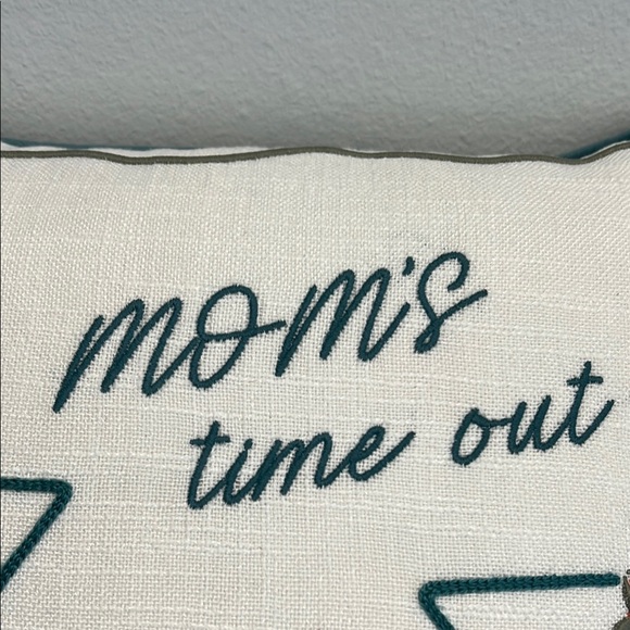 Rachel Zoe | Sassy Pillow Talk 🍸 “Mom’s Time Out” - Picture 6 of 9